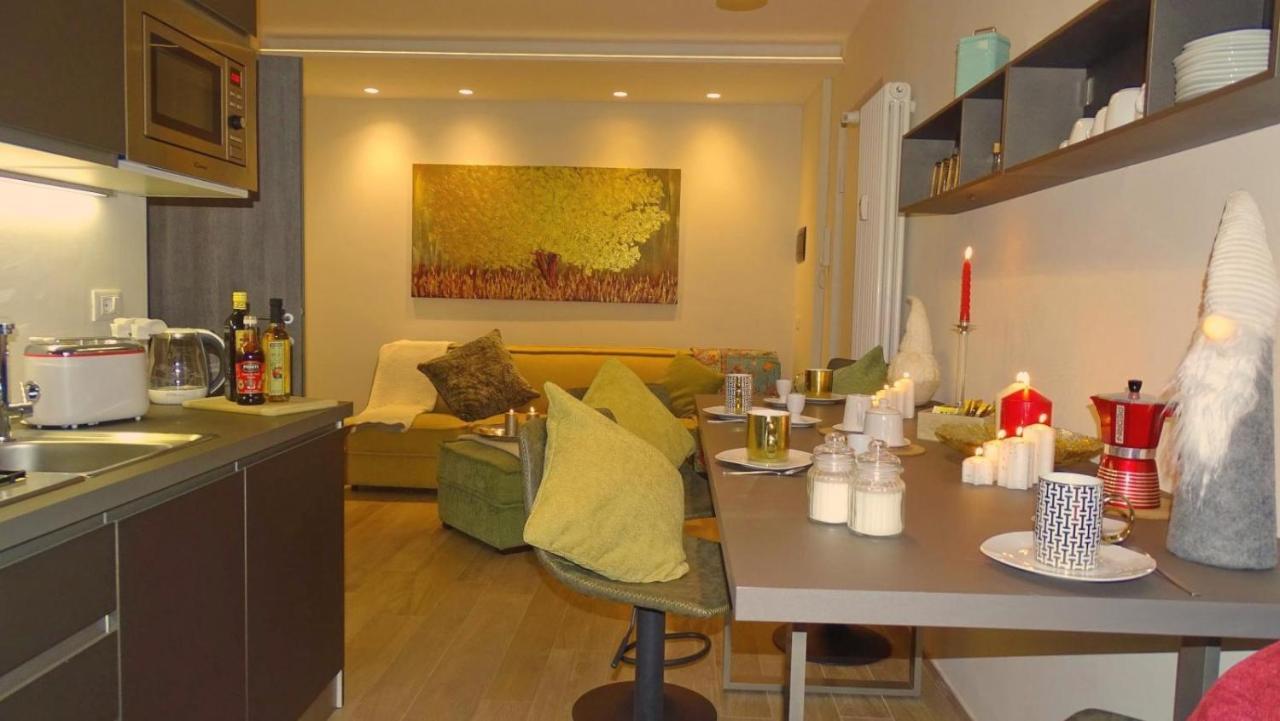 Blue Moon - Via Parigi Apartments Aosta Exterior foto