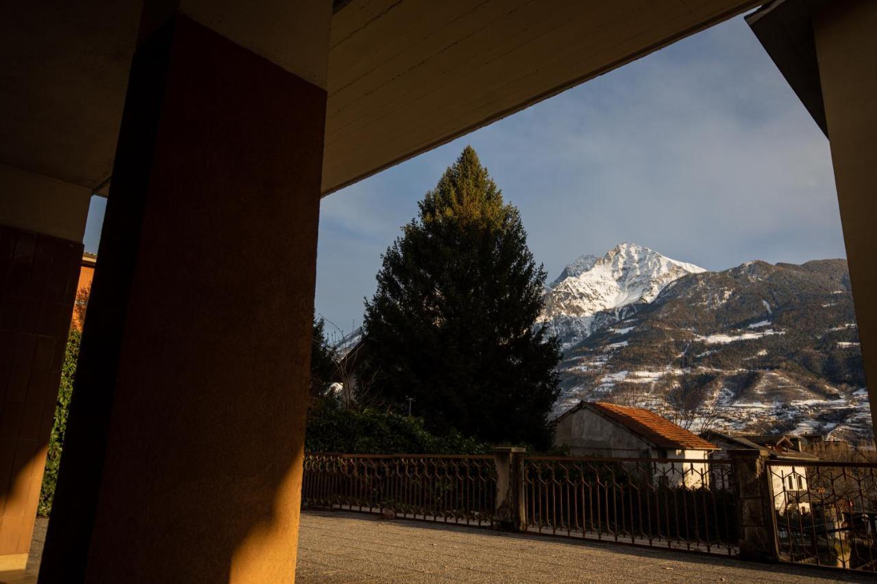 Blue Moon - Via Parigi Apartments Aosta Exterior foto