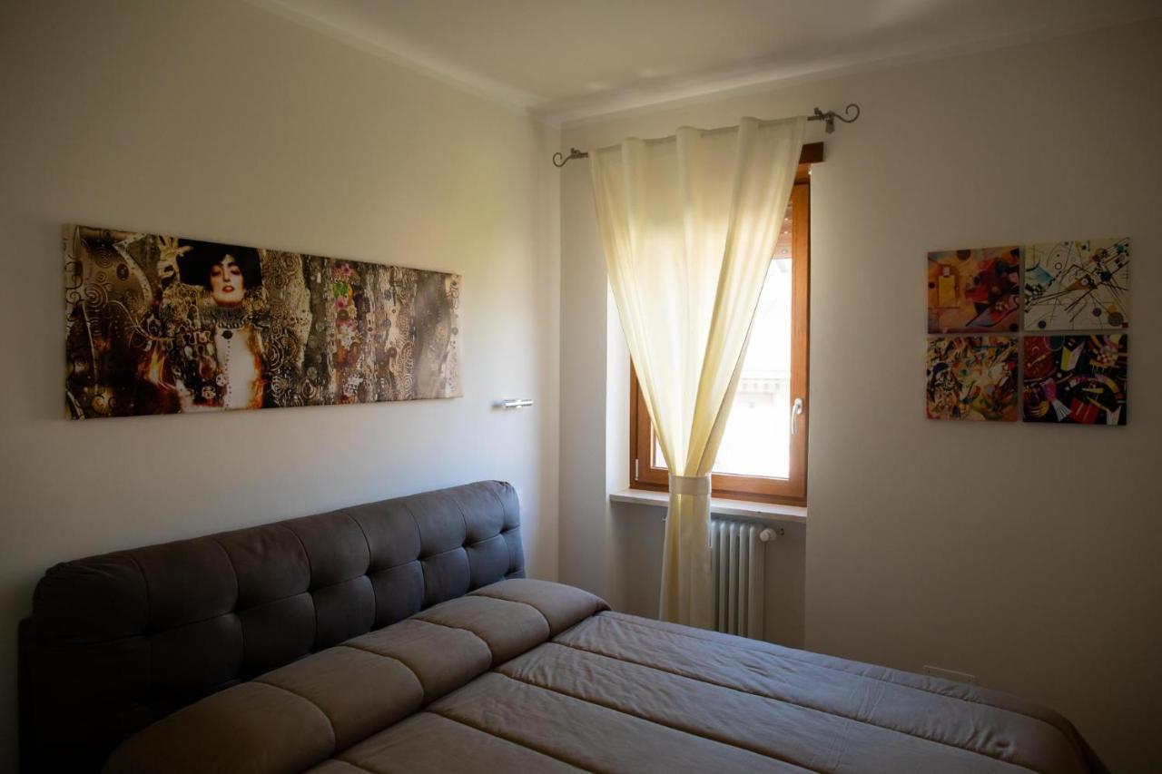 Blue Moon - Via Parigi Apartments Aosta Exterior foto